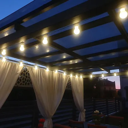 Privatunterkunft Sandra I *