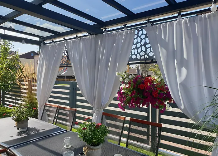 Sandra I Pansiyon Łeba